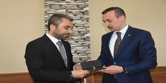 KHK'lı adayın yerine mazbata alan AK Parti'li Say, göreve başladı