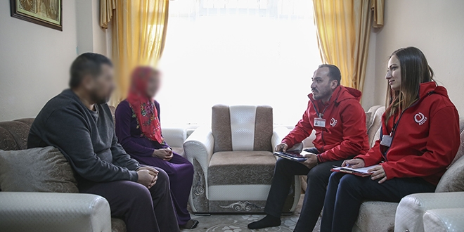 ASDEP personeli vatandaşla devlet arasında köprü kuruyor