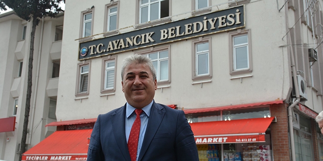 Memur olarak başladığı belediyeye başkan oldu