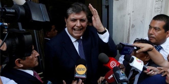 Rüşvetle suçlanan Peru'nun eski Cumhurbaşkanı intihar etti