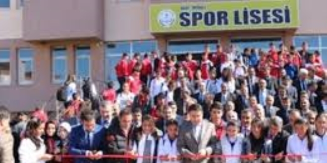 Spor lisesi mezunlarna 'yardmc antrenrlk' belgesi geliyor