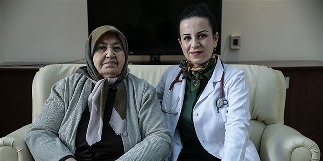 'Akciğer tansiyonu' hastasına damar tedavisi