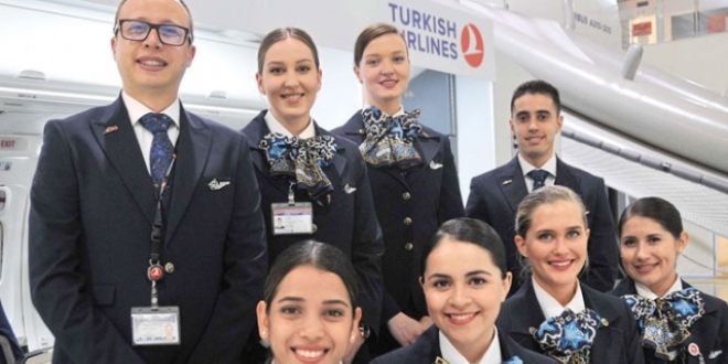 THY'den yolcu memnuniyeti için yabancı hostes istihdamı