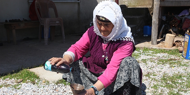 Kilosunu 200 liradan sattığı katranı üreten son kişi