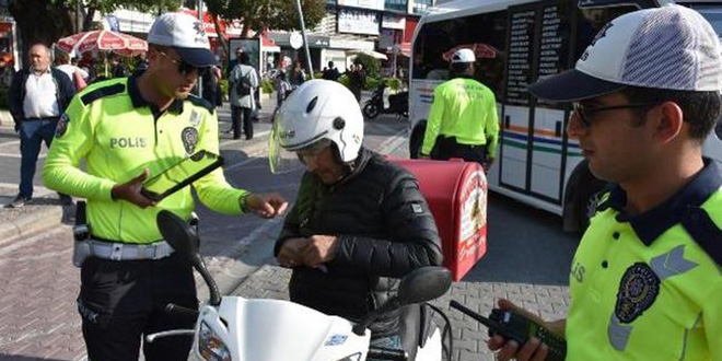 Denetimler kask takma oranını artırdı