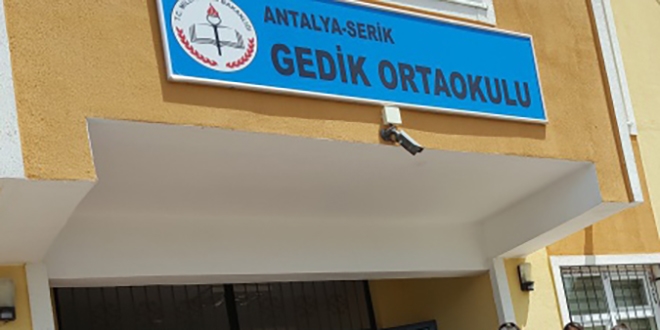 'Hazreti İsa olduğunu' iddia eden öğretmen soruşturma