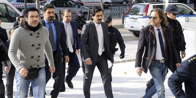 Yunanistan'a kaçan darbeciler için 'güvenlik zaafiyeti' iddiası