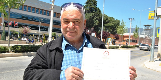 Cezaevinde seçimi kazanan muhtar mazbatasını aldı