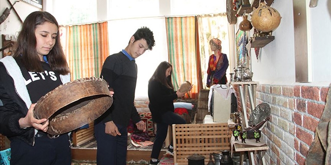 Lisenin 'nostalji sınıfı'nda geçmişe yolculuk