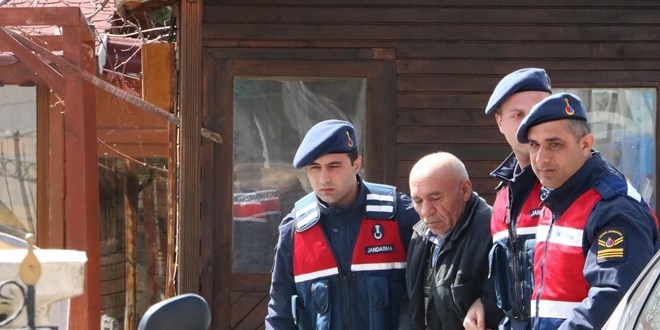 Kılıçdaroğlu'na saldıran şehit yakınına kelepçe takılmasına tepki