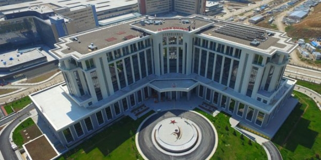 Sağlık'ta sözleşmeli yönetici performans değerlendirme sonuçları açıklandı