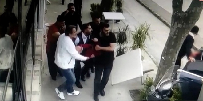 Sokak ortasında tartıştığı şahsa kurşun yağdırdı