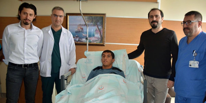 23 yıl sonra dünyaya iki gözüyle baktı