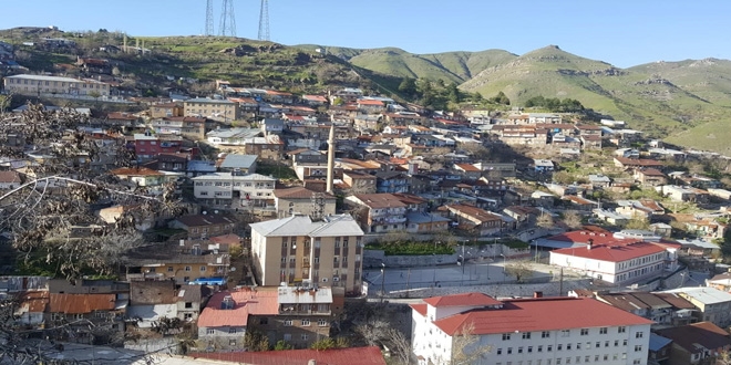 Elazığ'da heyelan riski bulunan ev ve iş yerlerinin tahliyesine başlandı