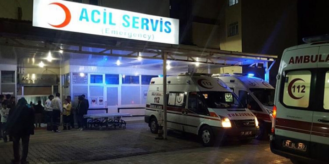 Mahallede top oynayan gençlere ateş açtı!