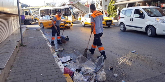 1 Mayıs kutlandı, alanları temizlemek yine işçilere kaldı