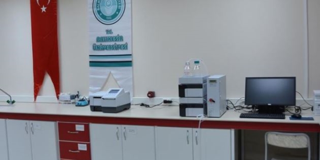 Gıda eğitimine laboratuvar desteği