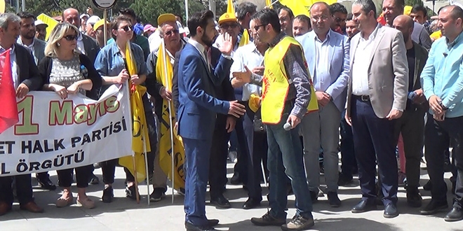 İşçi Bayramında İstiklal Marşı krizi