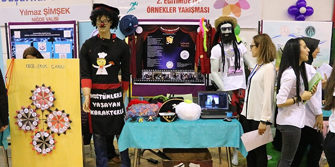 Öğretmenler projeleriyle yarışıyor