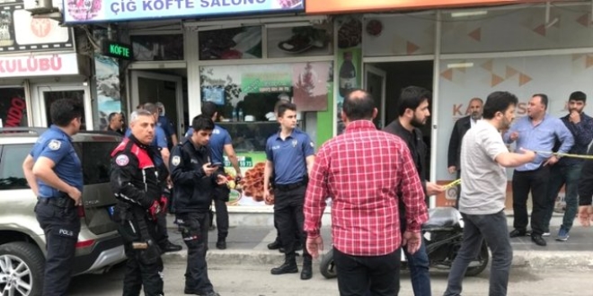 Kızının tacize uğradığını öğrenen baba emekli polisi vurdu