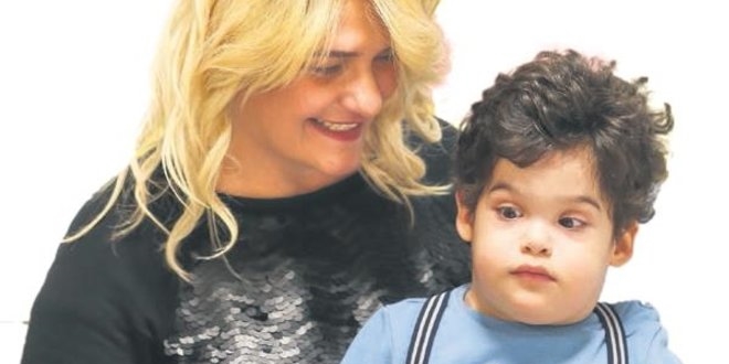 Umut kesilen minik çocuk 500 gün sonunda taburcu oldu