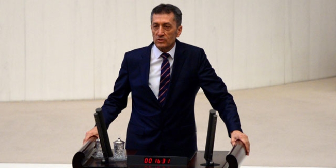Bakan Selçuk: 92 bin 165 öğretmen açığı var