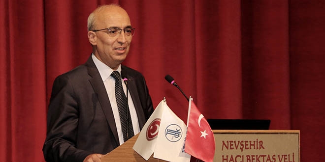 'Diziler sayesinde dünyaya Türkçeyi öğretiyoruz'