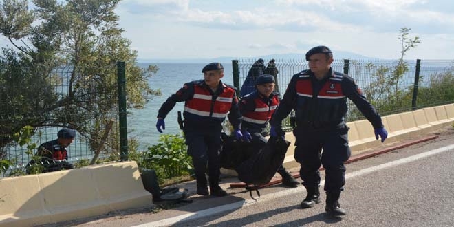 Çanakkale'de sahilde çocuk cesedi bulundu