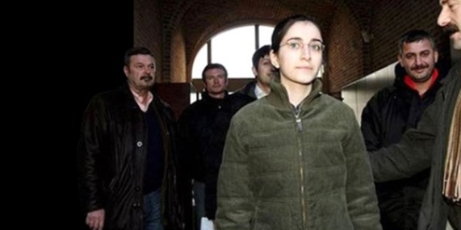 Fehriye Erdal'a kırmızı bülten