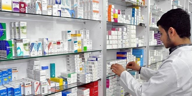 Eczacılardan kamu hastaneleri ve ilaç sanayinde istihdam talebi