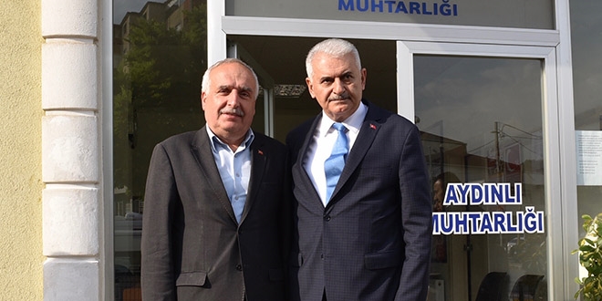 Binali Yıldırım'dan muhtar ziyareti