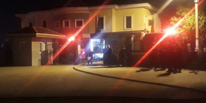 Öğretmenler odası yangında kullanılmaz hale geldi