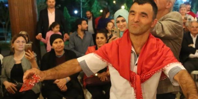 Temsili askerlik yapacak engellilere kına gecesi düzenlendi