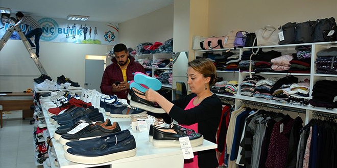 'Genç butik' üniversitelilerin yüzünü güldürecek