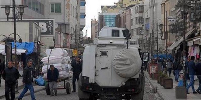 Van'da her türlü gösteri ve yürüyüş yasaklandı