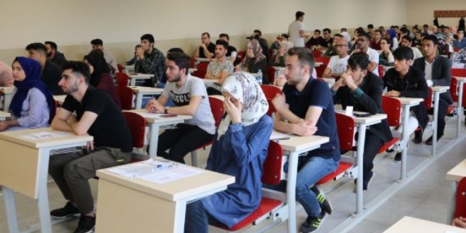 CÜ'nün yabancı öğrenci sınavına 'rekor' başvuru