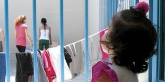 Cezaevinde bulunan annelere 'ev tipi cezaevi' geliyor