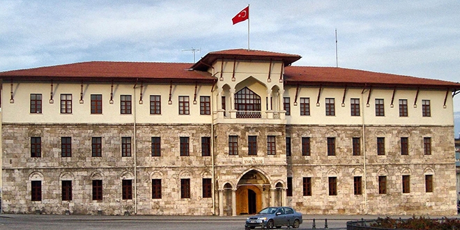 Valiyim diyerek dolandırıyorlar
