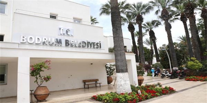 Bodrum Belediyesi tabelasına T.C. eklendi