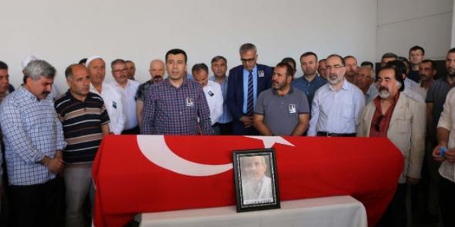 Kanser'den ölen başhekim için tören düzenlendi