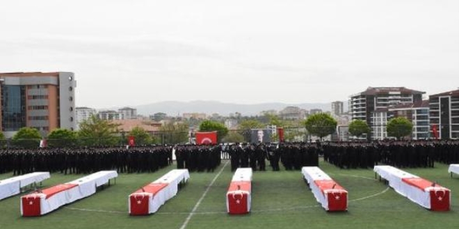 Kırıkkale PMYO'da mezuniyet töreni