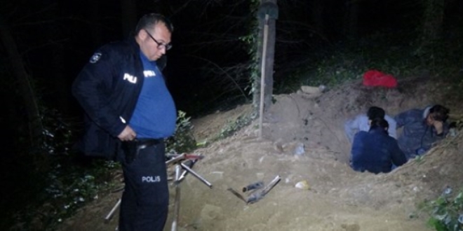 Bursa'da kaçak kazı operasyonu: 5 gözaltı