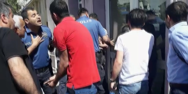 Fotoğrafsız nüfus cüzdanıyla sınava alınmadı