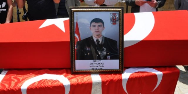 Şehit Uzman Onbaşı son yolculuğuna uğurlandı