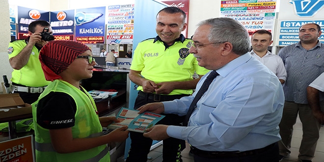 Anne babalarının kural ihlallerini çocukları bildirecek