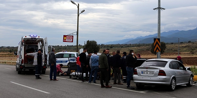 Hatay'da 2 otomobil arpt: 1 l, 9 yaral