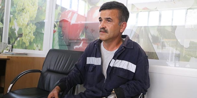 Demir elli adam: Elimi görenler önce yadırgıyor