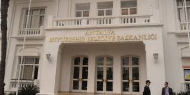 'Antalya Büyükşehir'de 3.768 üye baskı ile sendika değiştirdi'