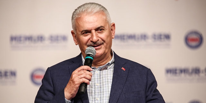 Yıldırım'dan öğretmen ve öğrencilere yönelik vaatler