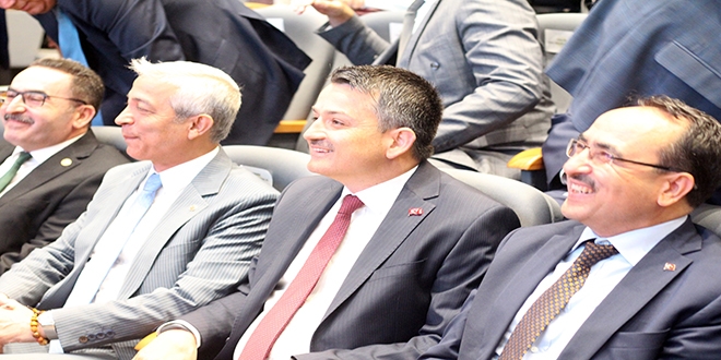Bakan Pakdemirli'den orman köylülerine destek sözü